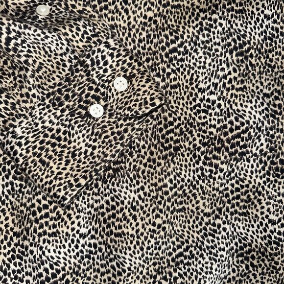 Chaps No Iron Leopard Print Button Down Shirt XL Long Sleeve Animal Print Top - Picture 3 of 9